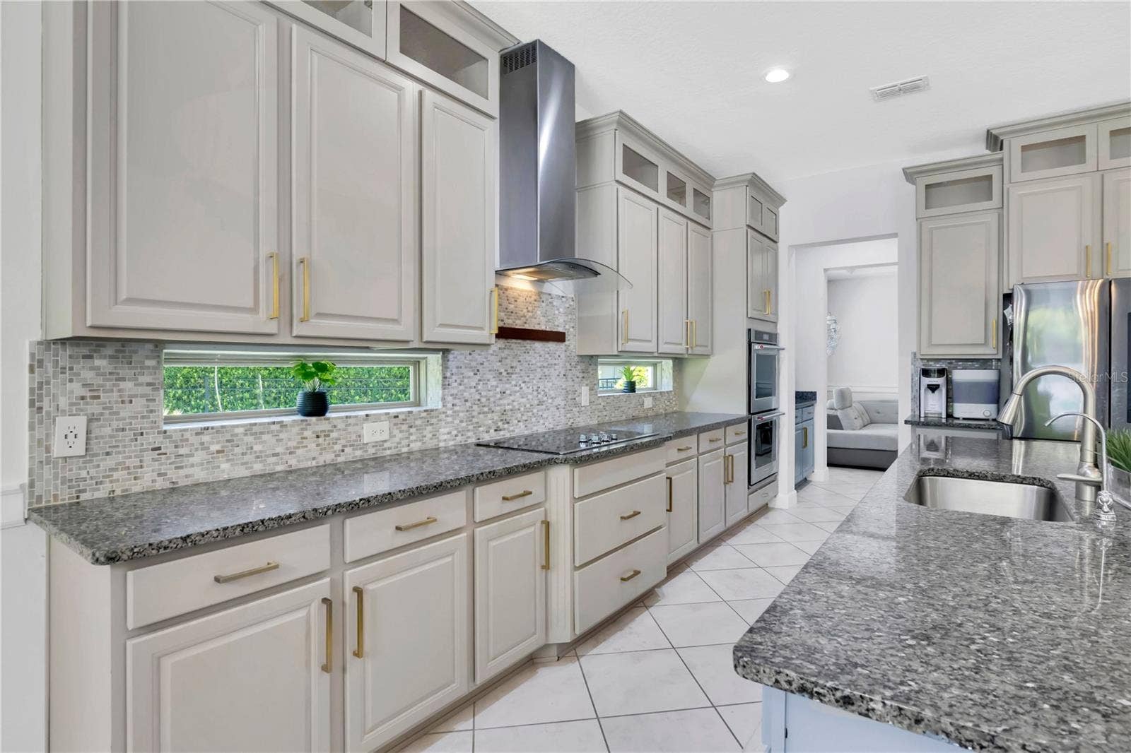9443 ROYAL ESTATES BOULEVARD, Orlando, FL 32836 9443 ROYAL ESTATES BOULEVARD, Orlando, FL 32836