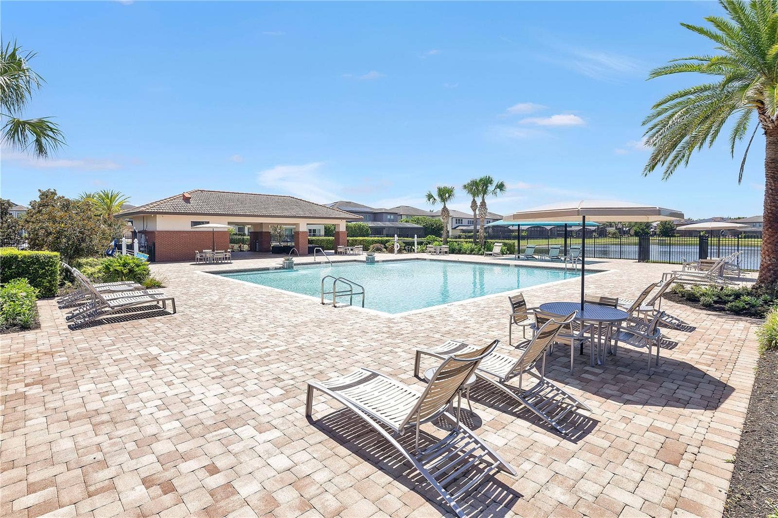 9443 ROYAL ESTATES BOULEVARD, Orlando, FL 32836 9443 ROYAL ESTATES BOULEVARD, Orlando, FL 32836