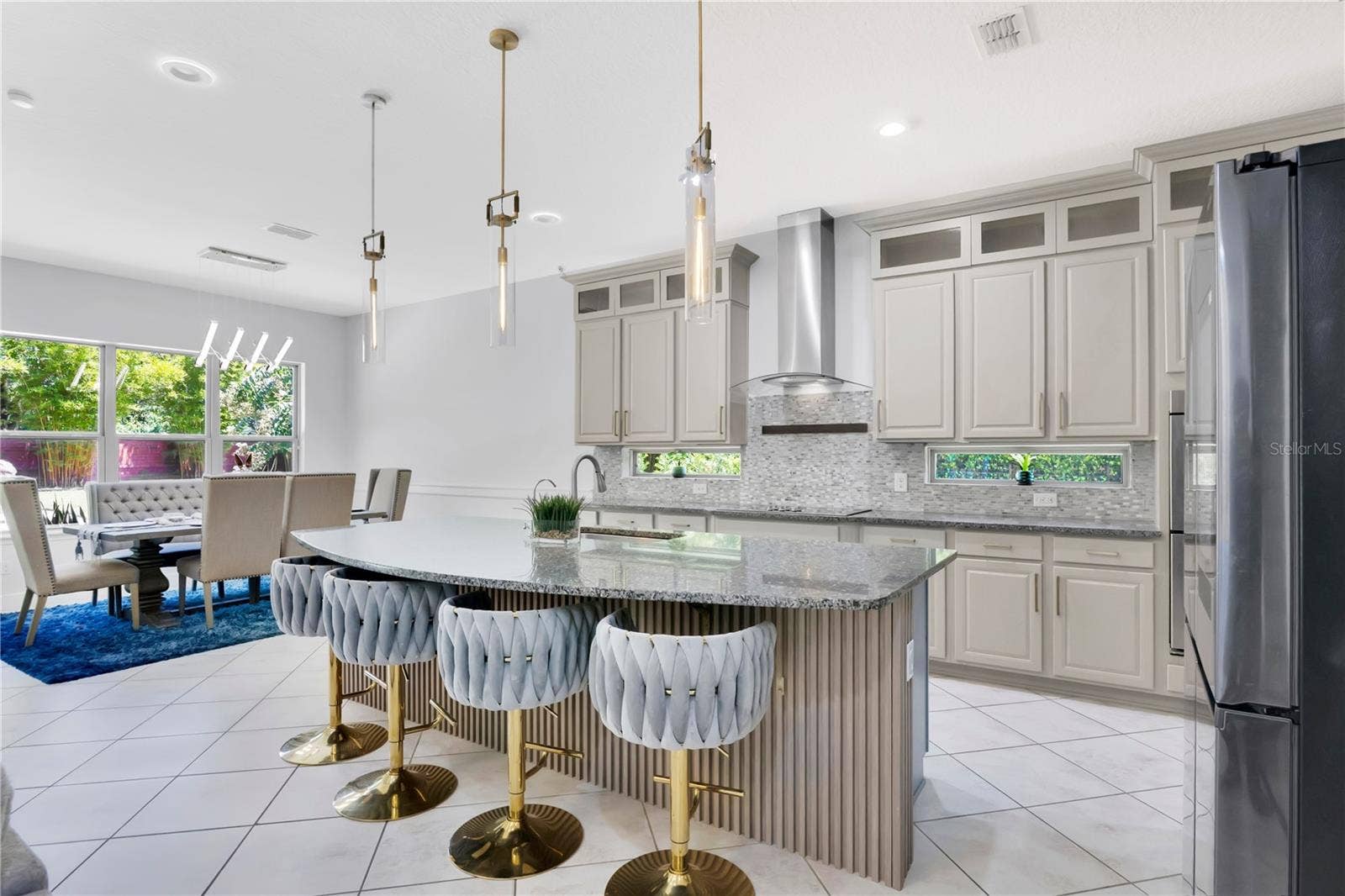 9443 ROYAL ESTATES BOULEVARD, Orlando, FL 32836 9443 ROYAL ESTATES BOULEVARD, Orlando, FL 32836