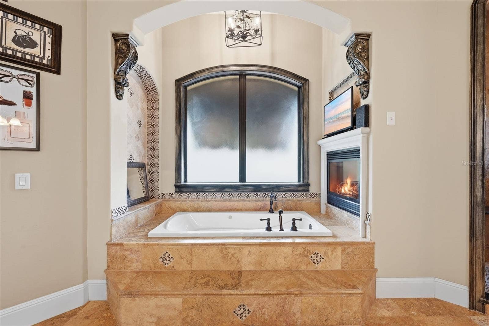 9679 WESTOVER ROBERTS RD, Windermere, FL 34786 Primary Master Bath