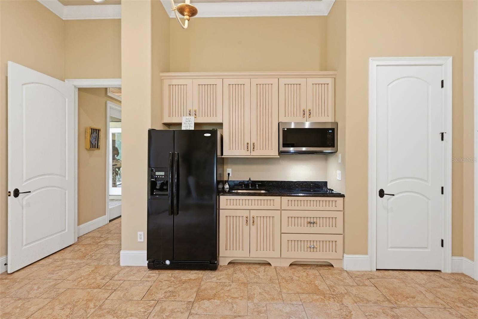 9679 WESTOVER ROBERTS RD, Windermere, FL 34786 In-Law One bedroom Suite with kitchenette