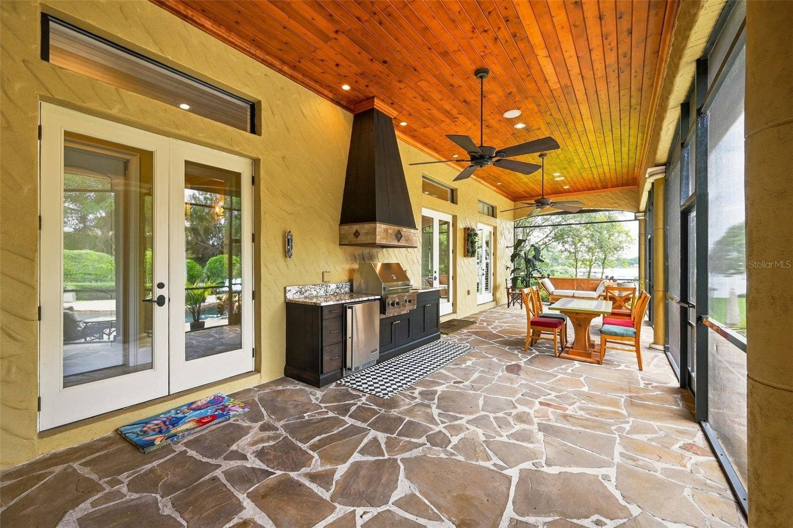 9679 WESTOVER ROBERTS RD, Windermere, FL 34786 Screened-In Lanai With Full Summer Kitchen