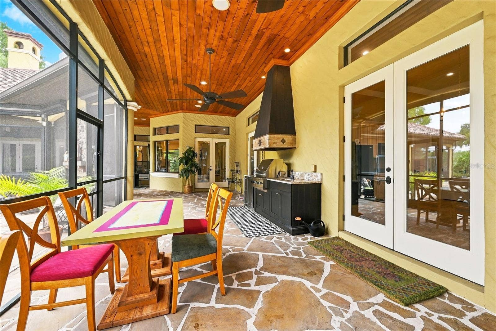 9679 WESTOVER ROBERTS RD, Windermere, FL 34786 Screened-In Lanai With Full Summer Kitchen
