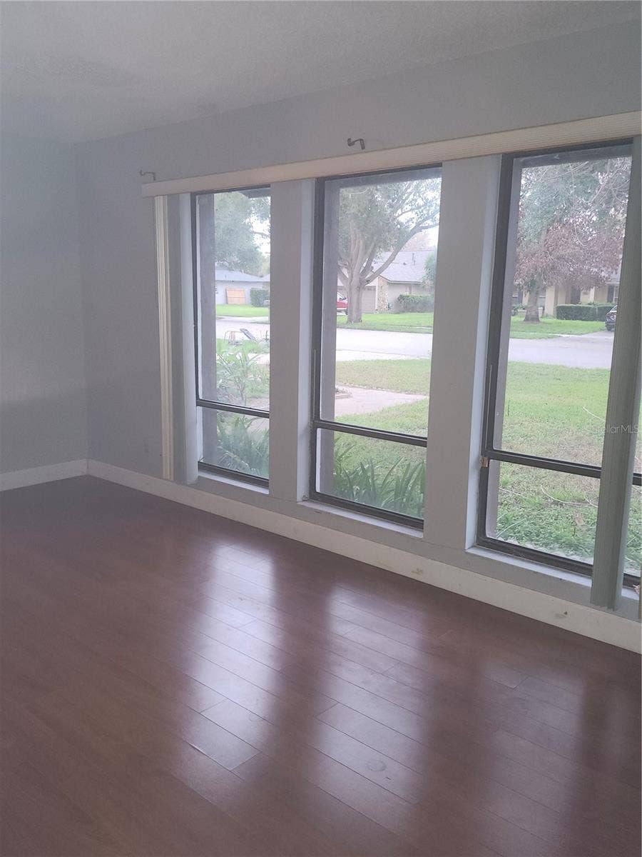 Orlando, FL 32836 FORMAL LIVING ROOM5