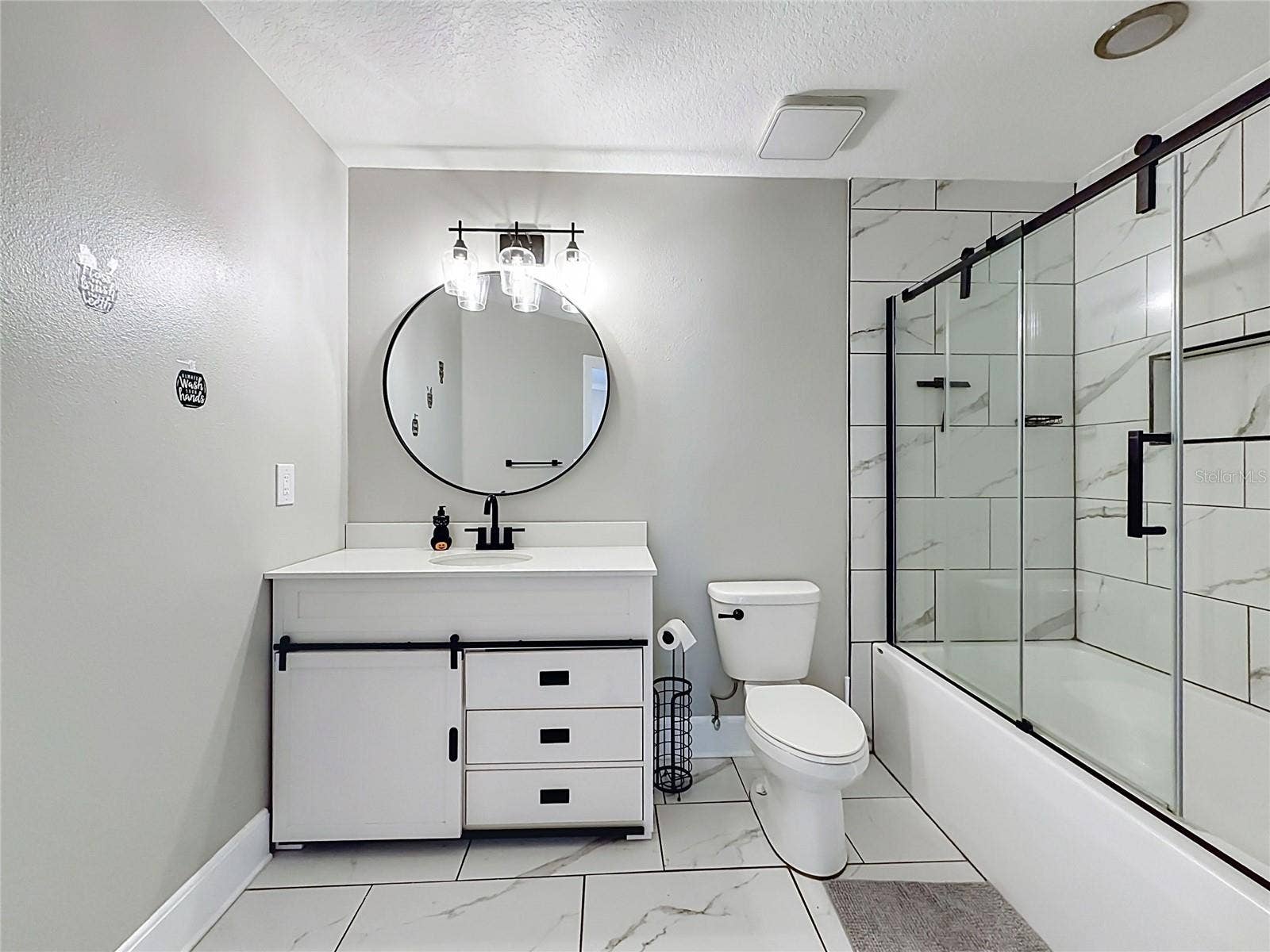 1515 BLUE HORIZON DRIVE, Clermont, FL 34714 Upstairs Bathroom