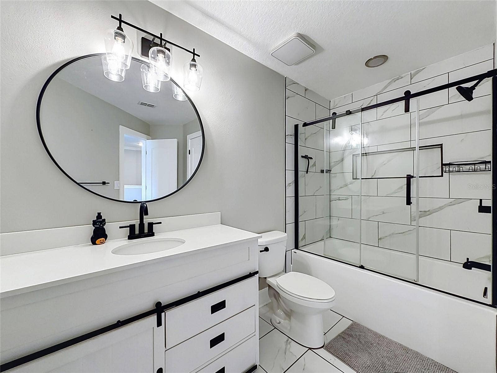 1515 BLUE HORIZON DRIVE, Clermont, FL 34714 Upstairs Bathhroom