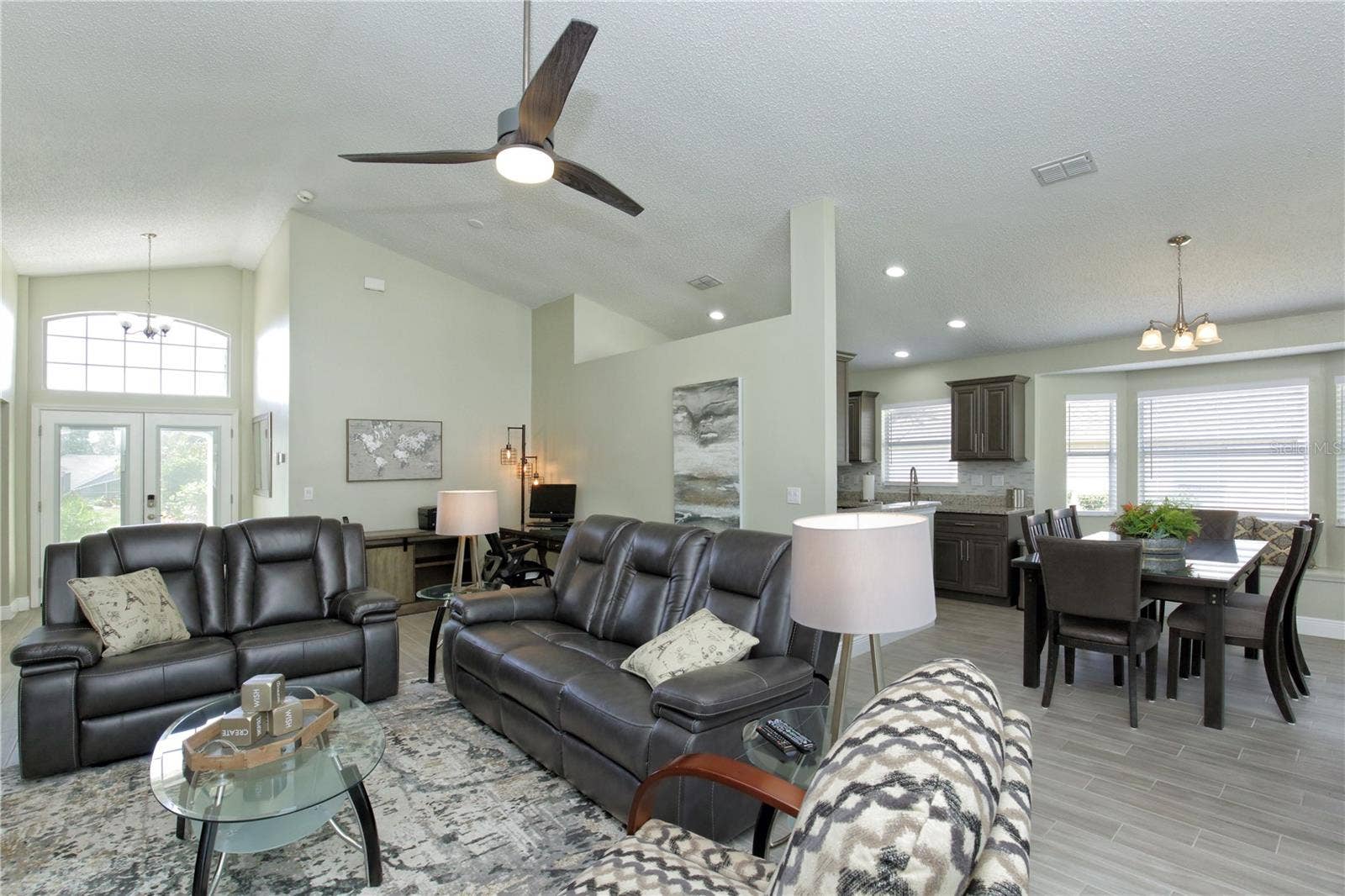 1942 BERMUDA POINTE DRIVE, Haines City, FL 33844 1942 BERMUDA POINTE DRIVE, Haines City, FL 33844