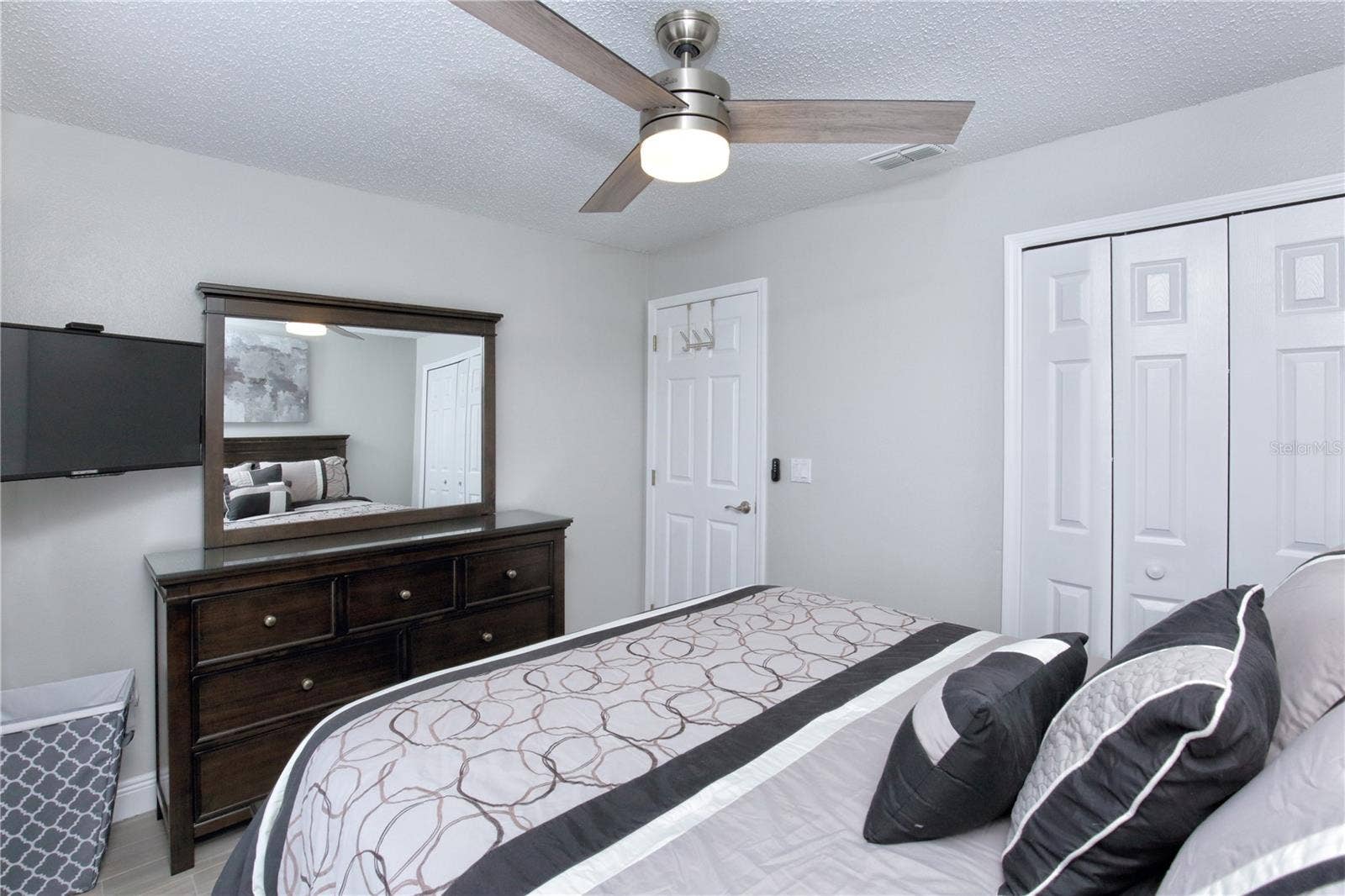 1942 BERMUDA POINTE DRIVE, Haines City, FL 33844 1942 BERMUDA POINTE DRIVE, Haines City, FL 33844