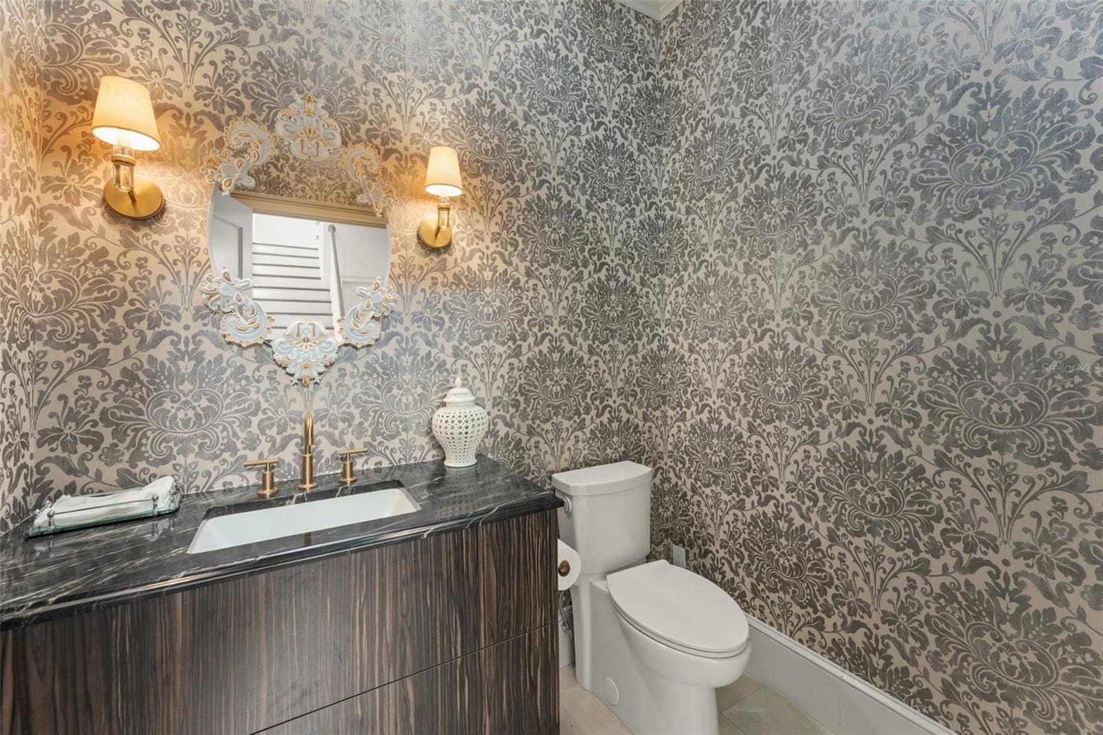 706 GOLFPARK DRIVE, Celebration, FL 34747 Powder Bath