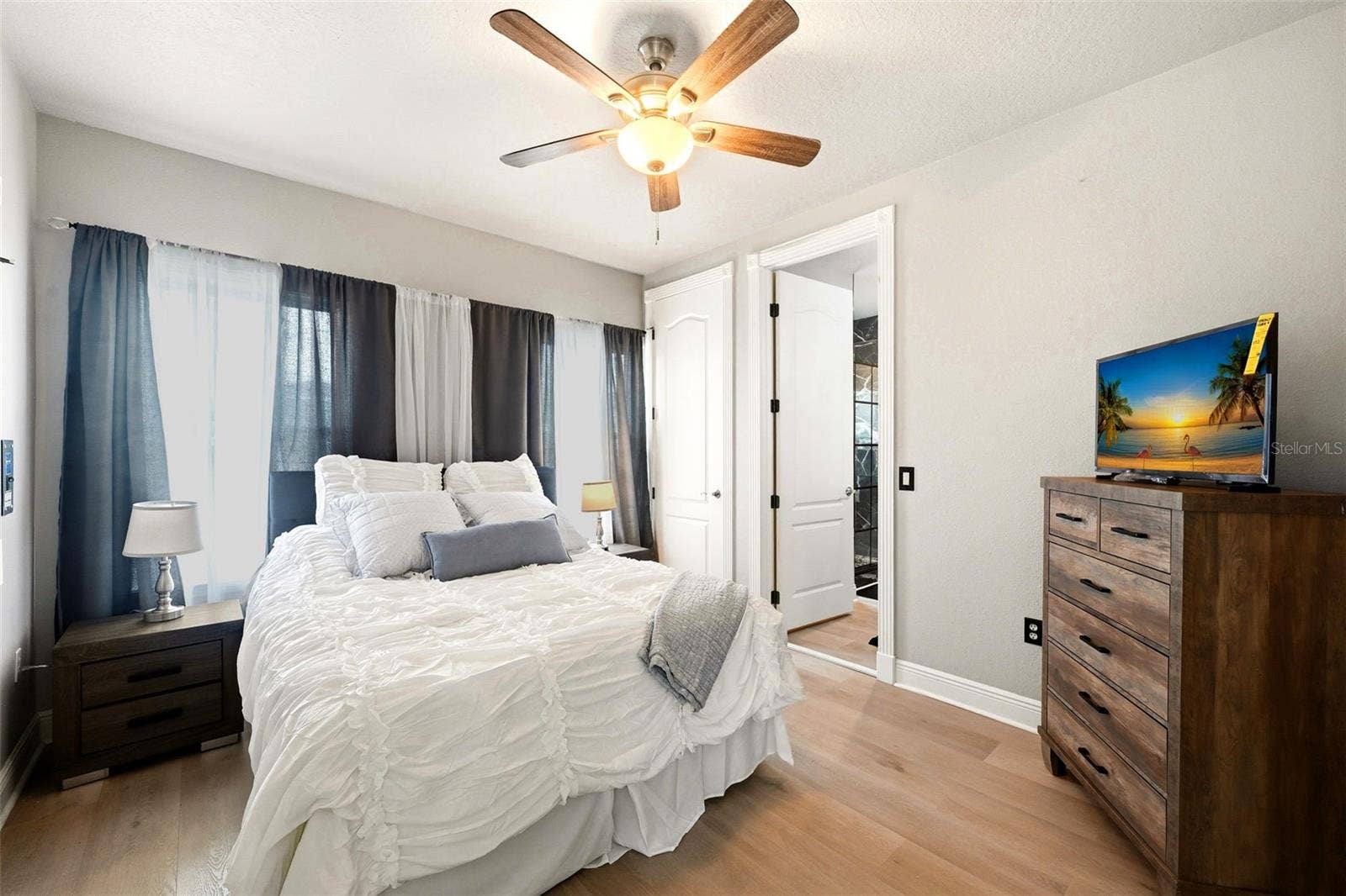 1530 COROLLA COURT, Reunion, FL 34747 Apartment Fully Remodeled
