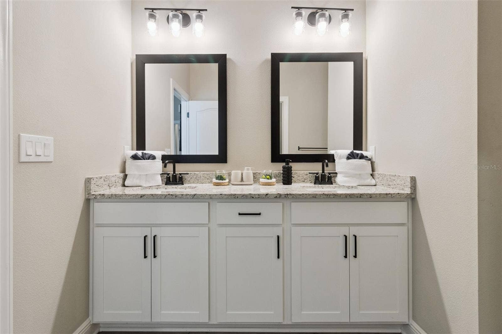 7745 SOMERSWORTH DRIVE, Kissimmee, FL 34747 7745 SOMERSWORTH DRIVE, Kissimmee, FL 34747