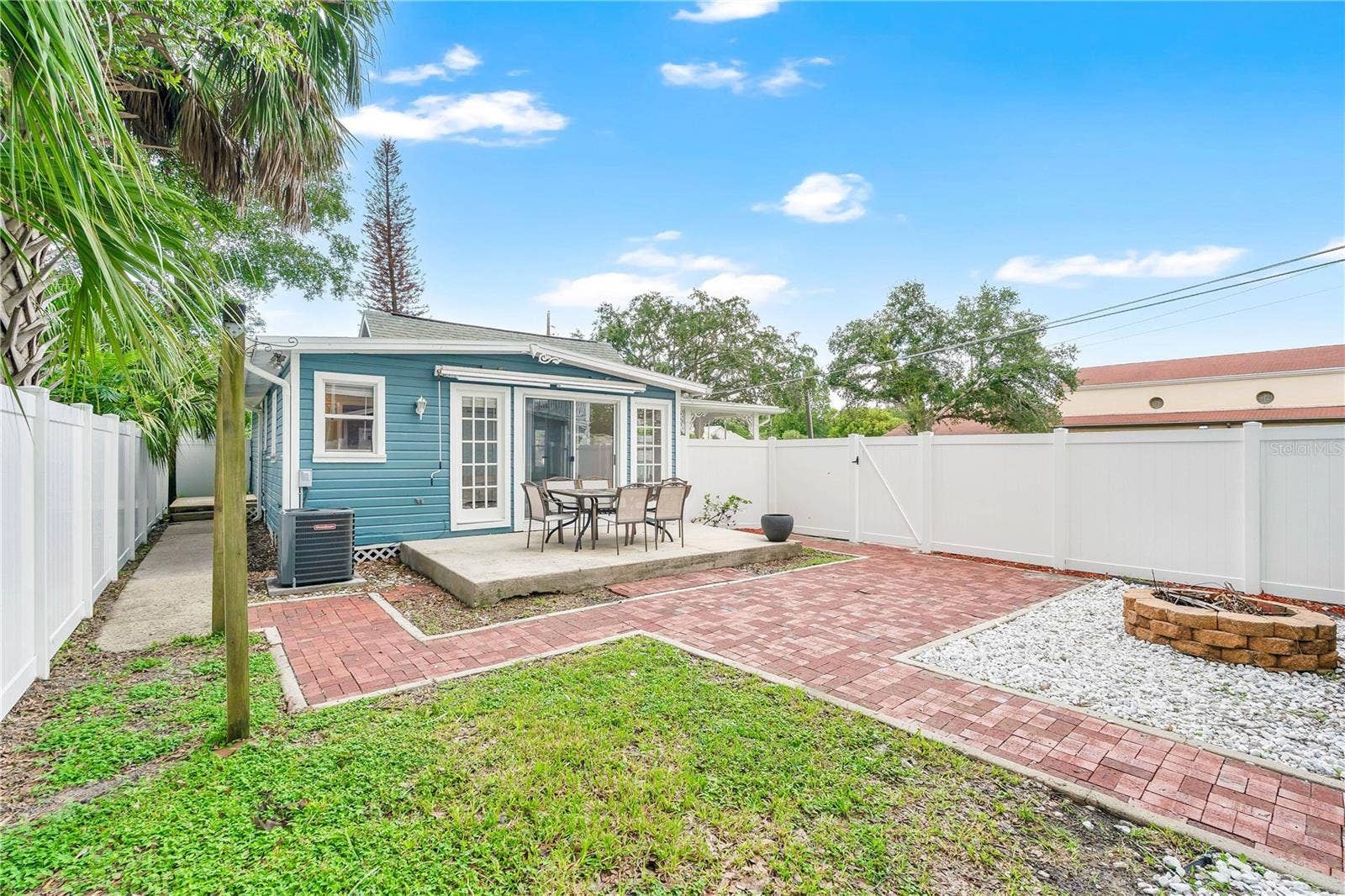 1512 OREGON STREET, Orlando, FL 32803 1512 OREGON ST
