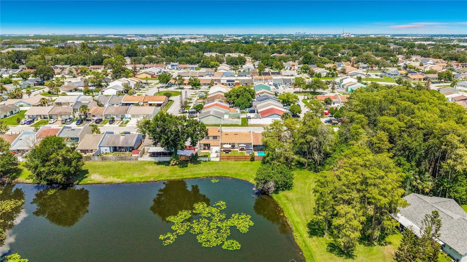 2710 CHARING CROSS WAY, Orlando, FL 32837 2710 CHARING CROSS WAY, Orlando, FL 32837