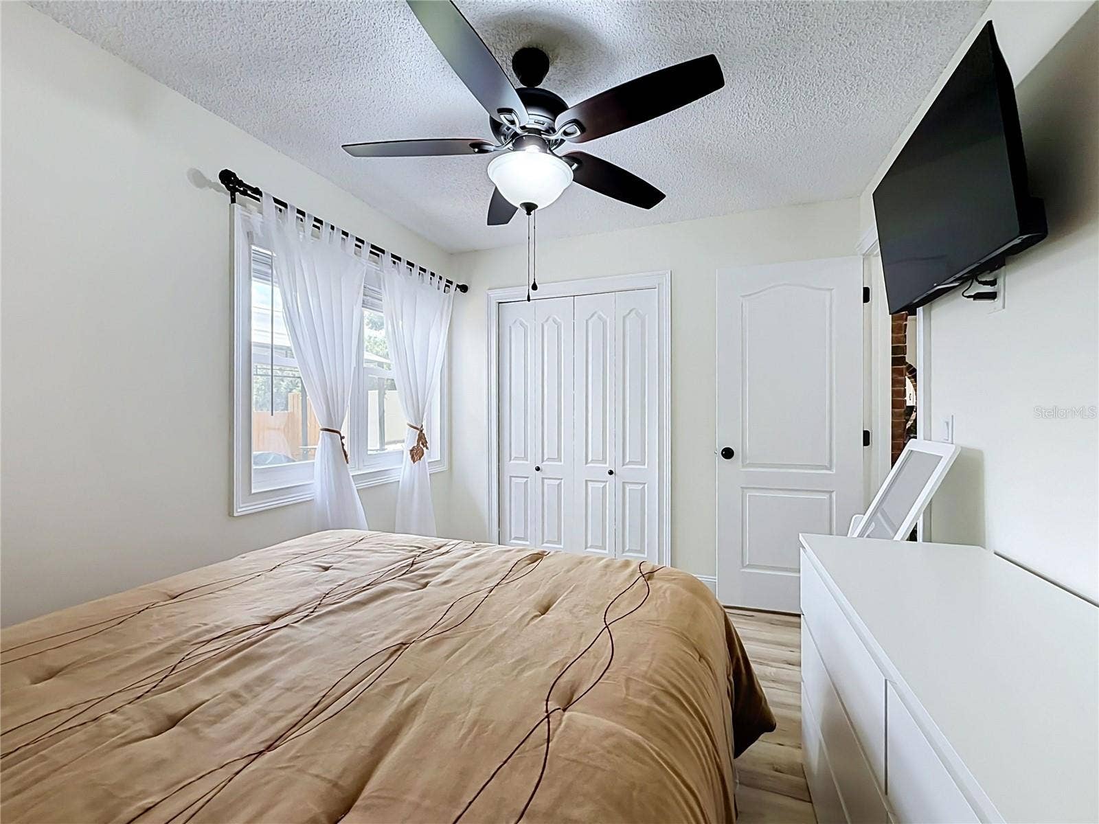 2710 CHARING CROSS WAY, Orlando, FL 32837 2710 CHARING CROSS WAY, Orlando, FL 32837