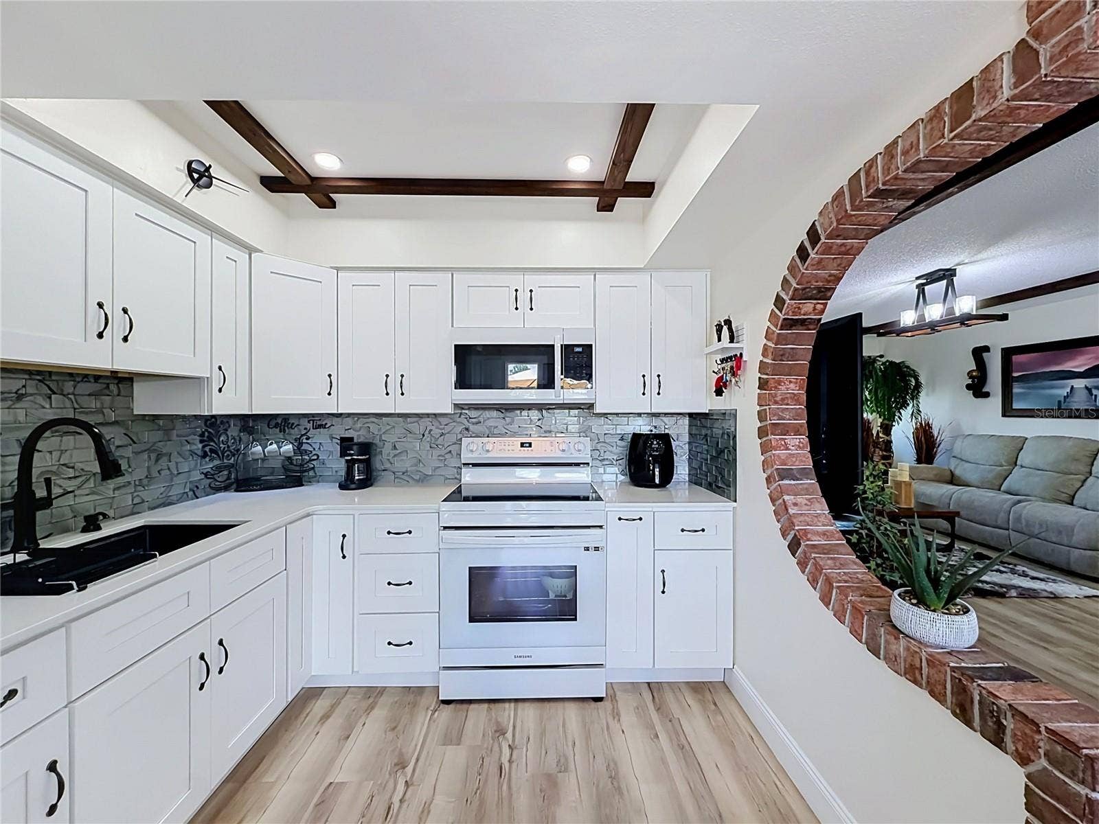 2710 CHARING CROSS WAY, Orlando, FL 32837 2710 CHARING CROSS WAY, Orlando, FL 32837