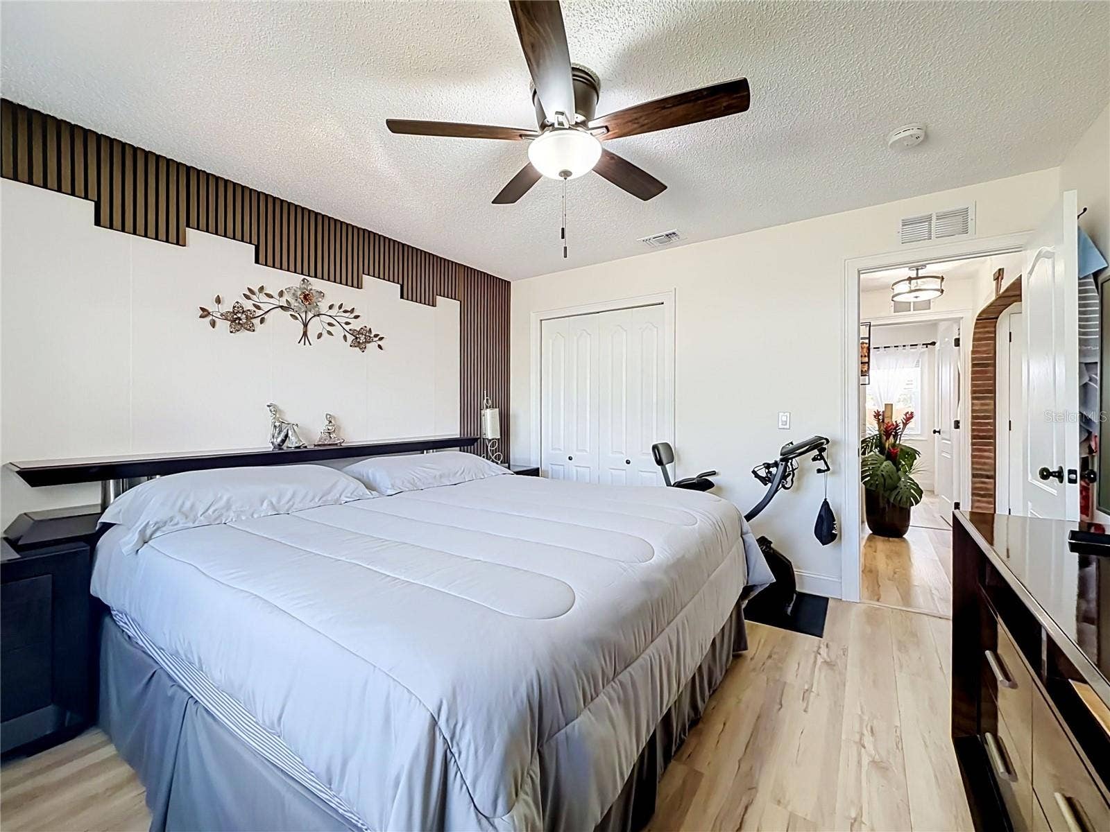 2710 CHARING CROSS WAY, Orlando, FL 32837 2710 CHARING CROSS WAY, Orlando, FL 32837
