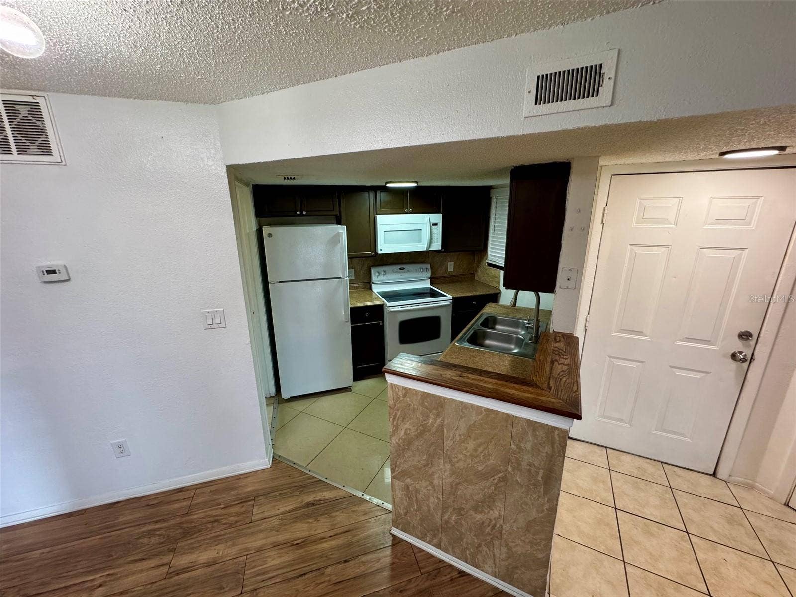 1948 LAKE ATRIUMS CIRCLE, #119, Orlando, FL 32839 1948 LAKE ATRIUMS CIRCLE, #119, Orlando, FL 32839