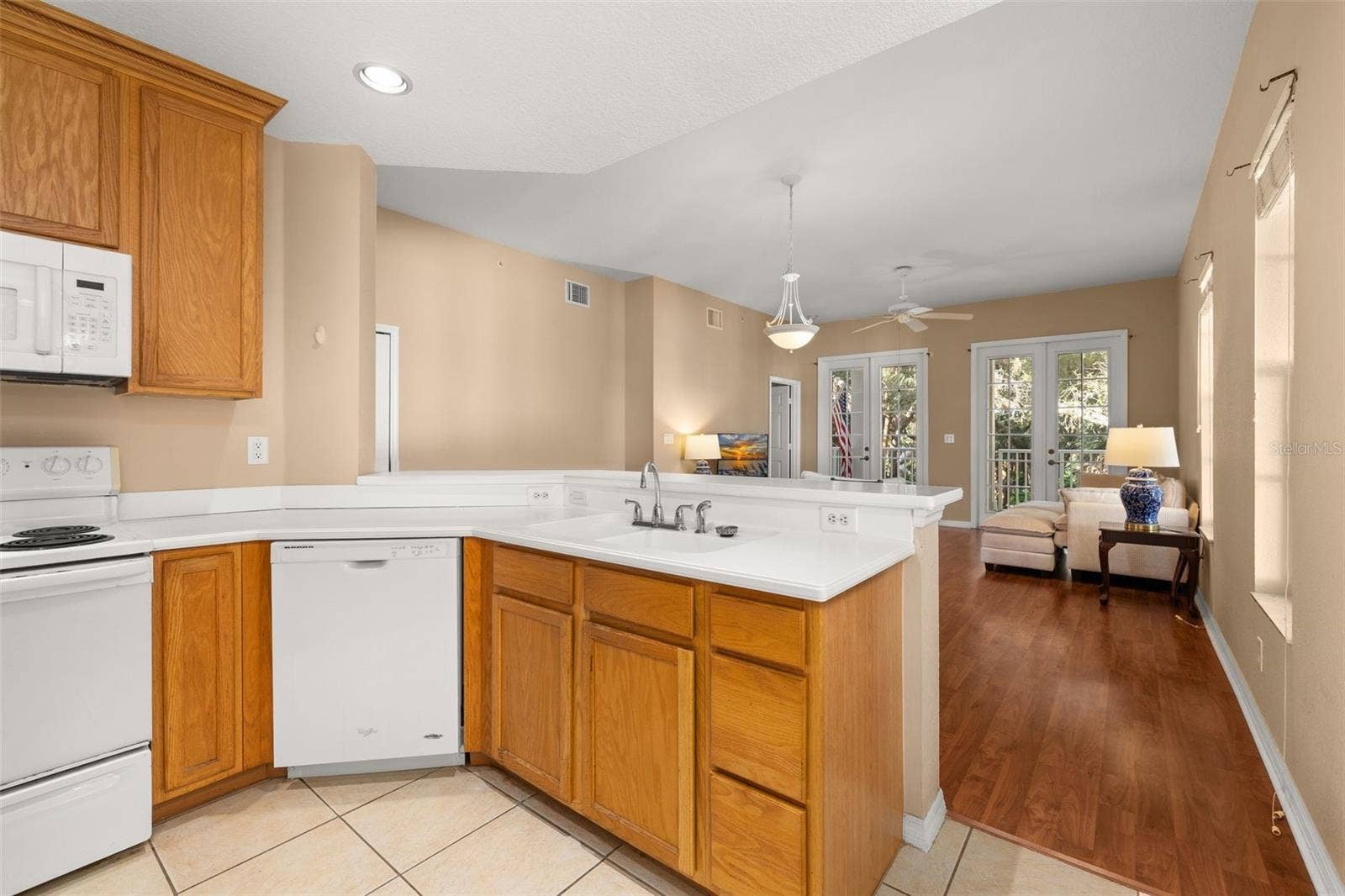 921 BEGONIA ROAD, #203, Celebration, FL 34747 921 BEGONIA ROAD, #203, Celebration, FL 34747