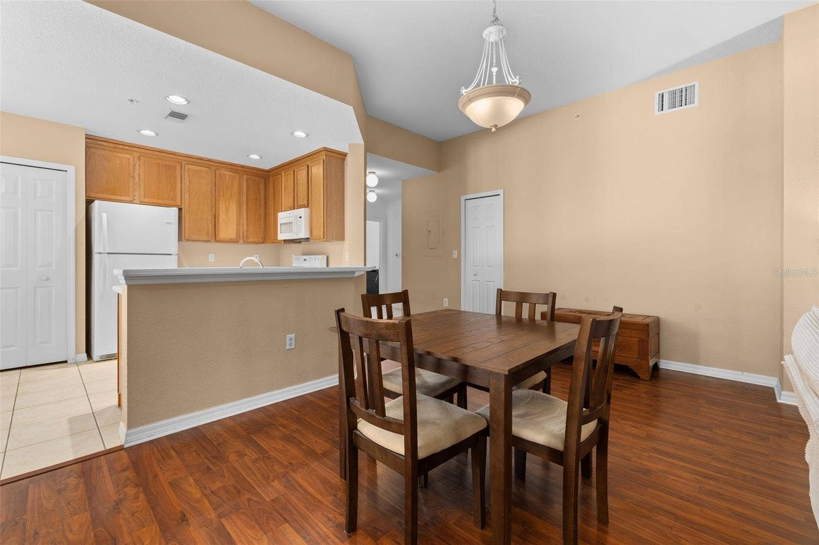 921 BEGONIA ROAD, #203, Celebration, FL 34747 921 BEGONIA ROAD, #203, Celebration, FL 34747