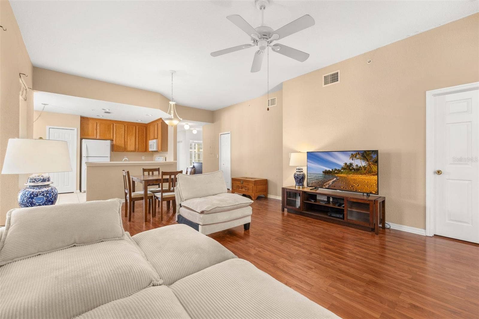 921 BEGONIA ROAD, #203, Celebration, FL 34747 921 BEGONIA ROAD, #203, Celebration, FL 34747