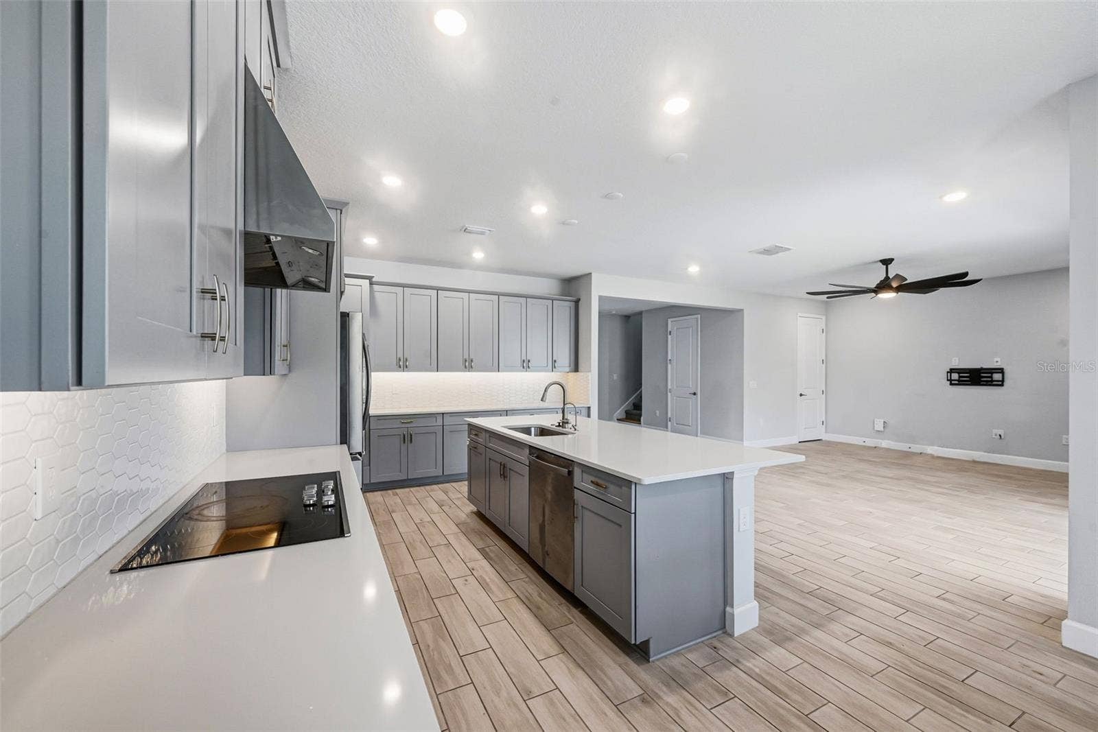 2931 AGOSTINO TERRACE, Kissimmee, FL 34746 2931 AGOSTINO TERRACE, Kissimmee, FL 34746