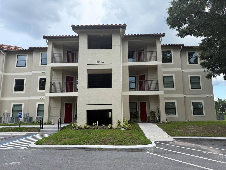 Property photo for 3024 PARKWAY BOULEVARD, #306, Kissimmee, FL