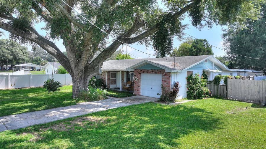 Property photo for 2802 SUNSET DRIVE NW, Winter Haven, FL