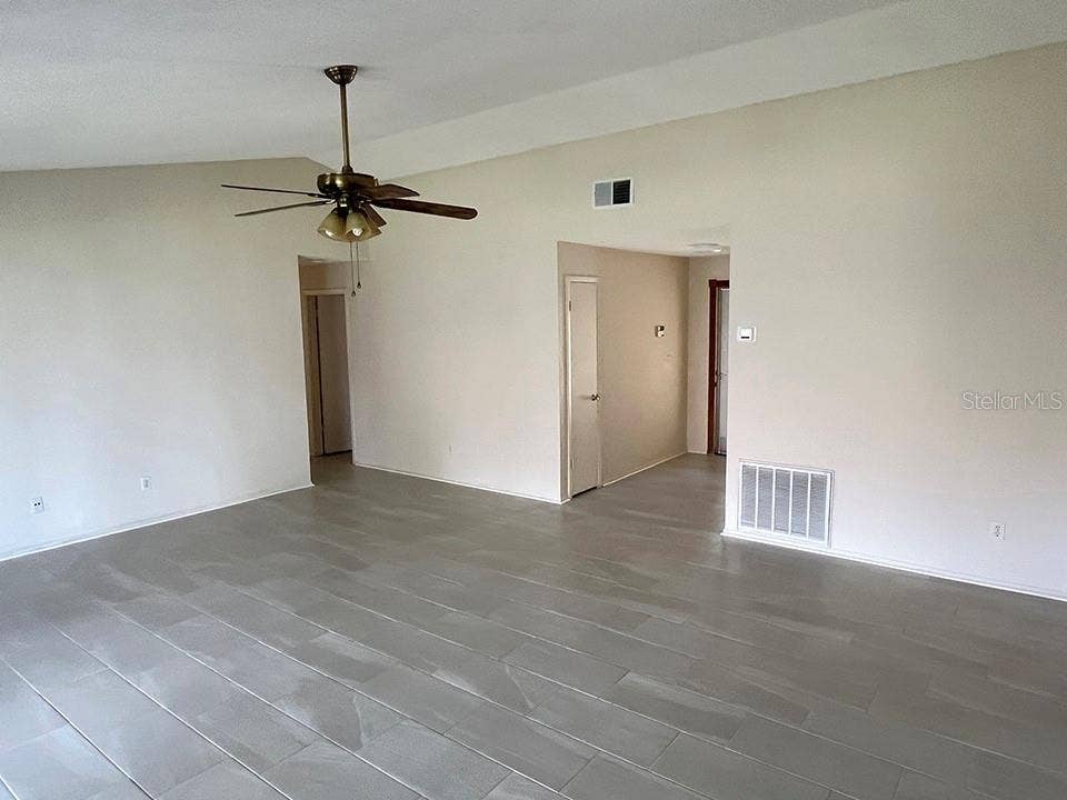 2127 SPICE AVENUE, Orlando, FL 32837 2127 SPICE AVENUE, Orlando, FL 32837
