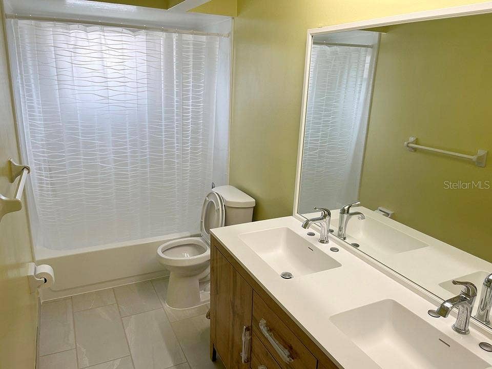 2127 SPICE AVENUE, Orlando, FL 32837 2127 SPICE AVENUE, Orlando, FL 32837