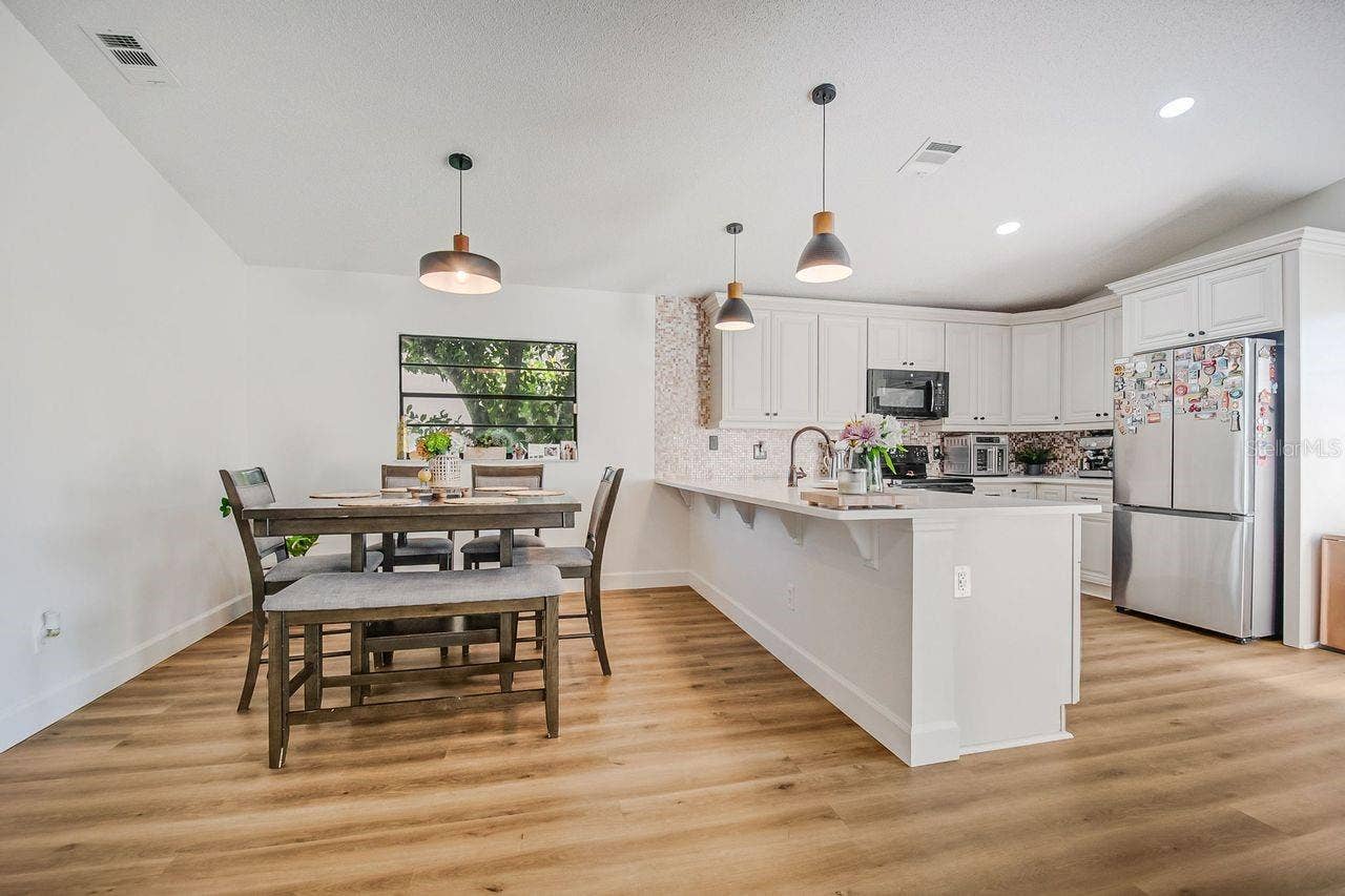 3038 WOOLRIDGE DRIVE, Orlando, FL 32837 3038 WOOLRIDGE DRIVE, Orlando, FL 32837