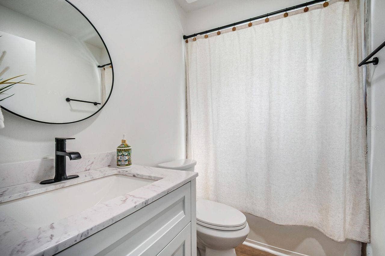 3038 WOOLRIDGE DRIVE, Orlando, FL 32837 Bathroom 2