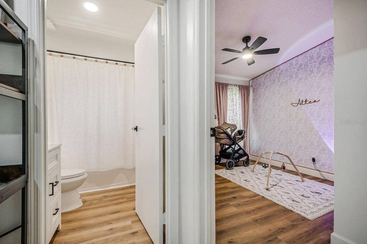 3038 WOOLRIDGE DRIVE, Orlando, FL 32837 3038 WOOLRIDGE DRIVE, Orlando, FL 32837