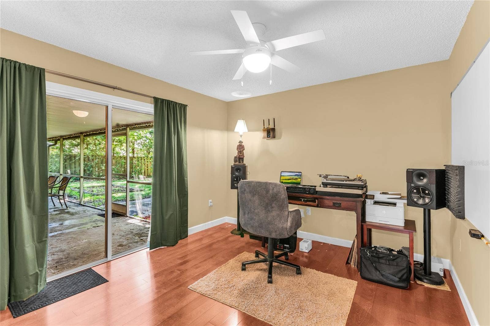8142 GOLDEN SANDS DRIVE, Orlando, FL 32819 Office