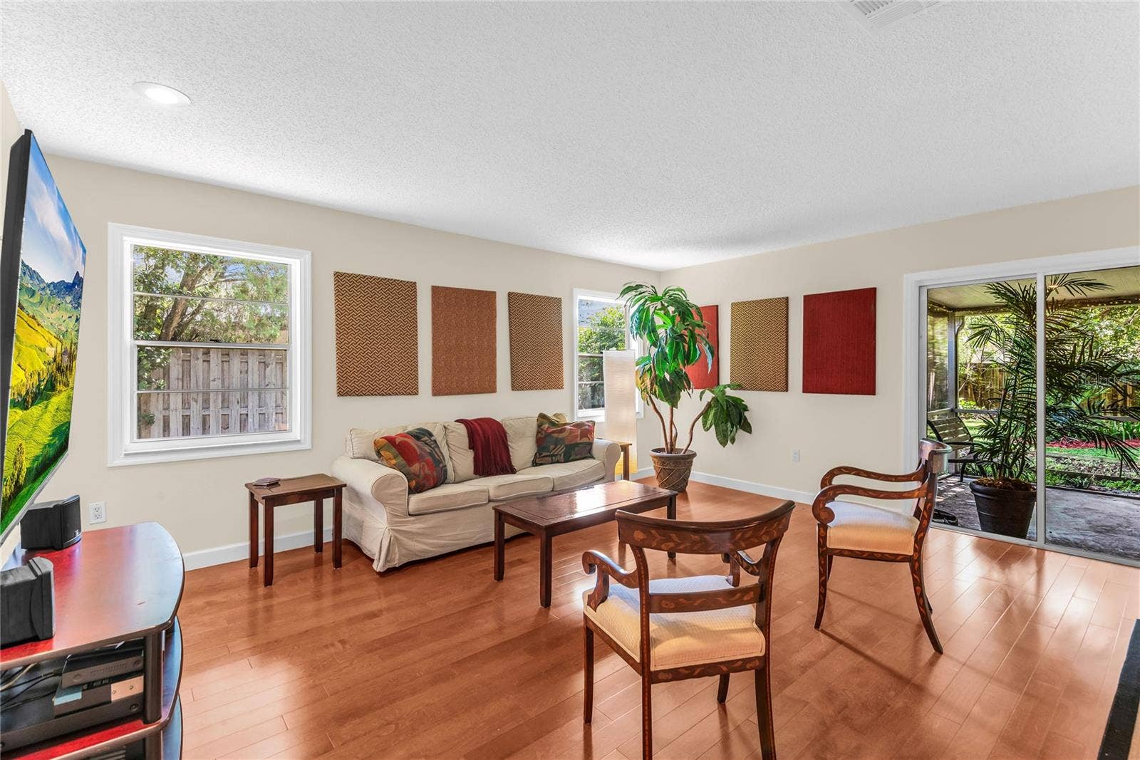 8142 GOLDEN SANDS DRIVE, Orlando, FL 32819 Living Area
