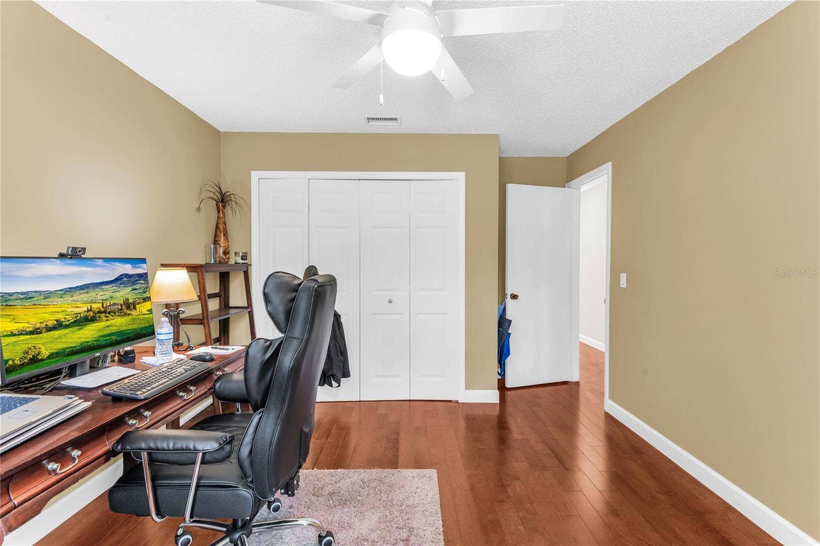 8142 GOLDEN SANDS DRIVE, Orlando, FL 32819 Office