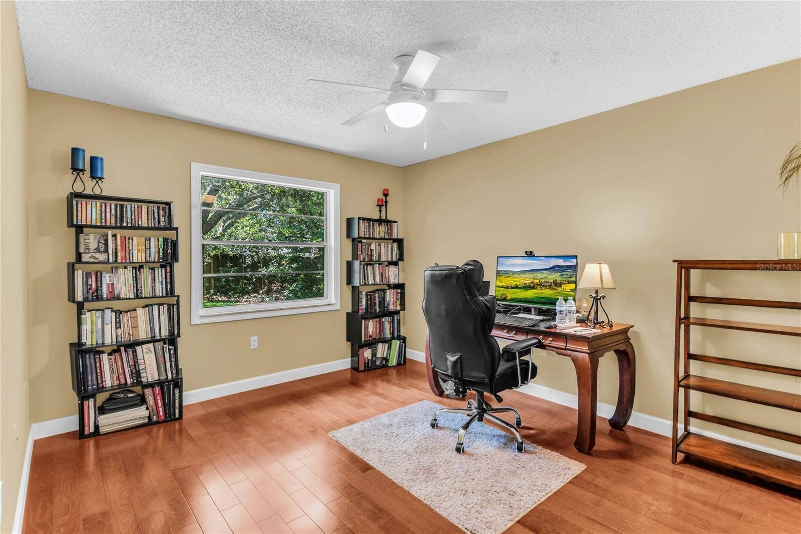 8142 GOLDEN SANDS DRIVE, Orlando, FL 32819 Office