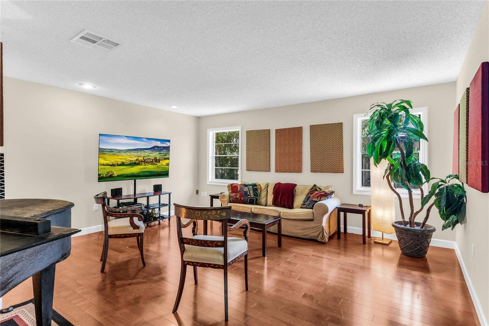 8142 GOLDEN SANDS DRIVE, Orlando, FL 32819 Living Area