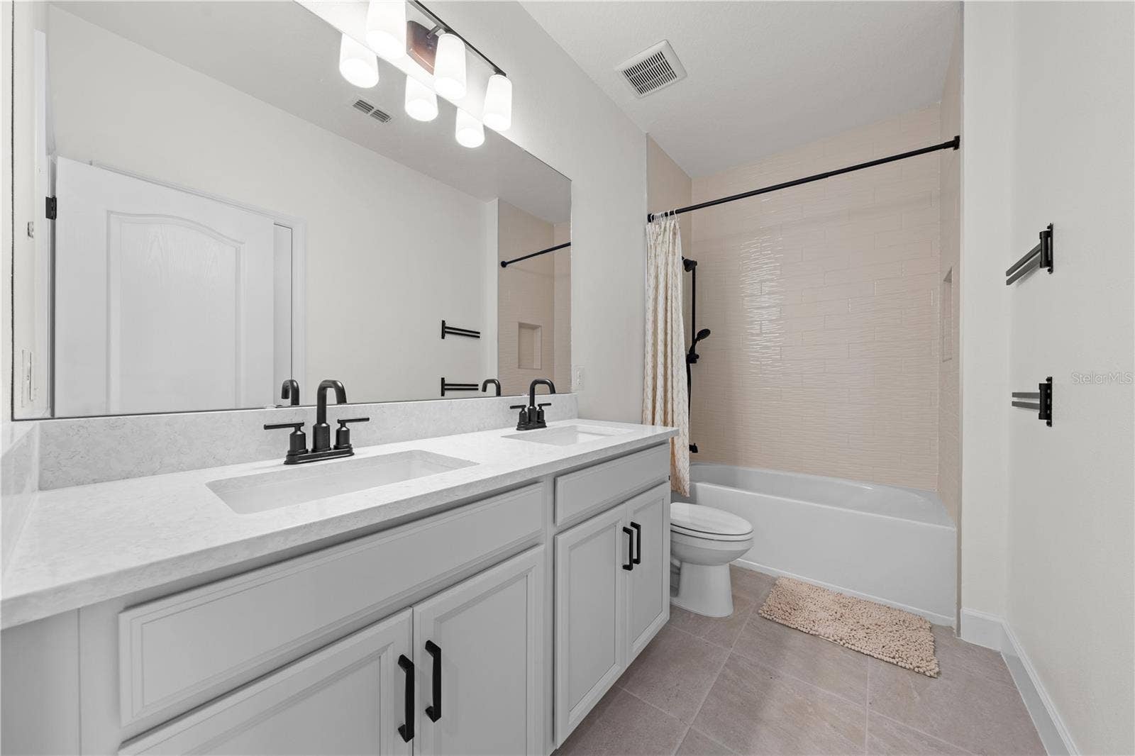 4979 RAIN SHADOW DRIVE, St Cloud, FL 34772 4979 RAIN SHADOW DRIVE, St Cloud, FL 34772