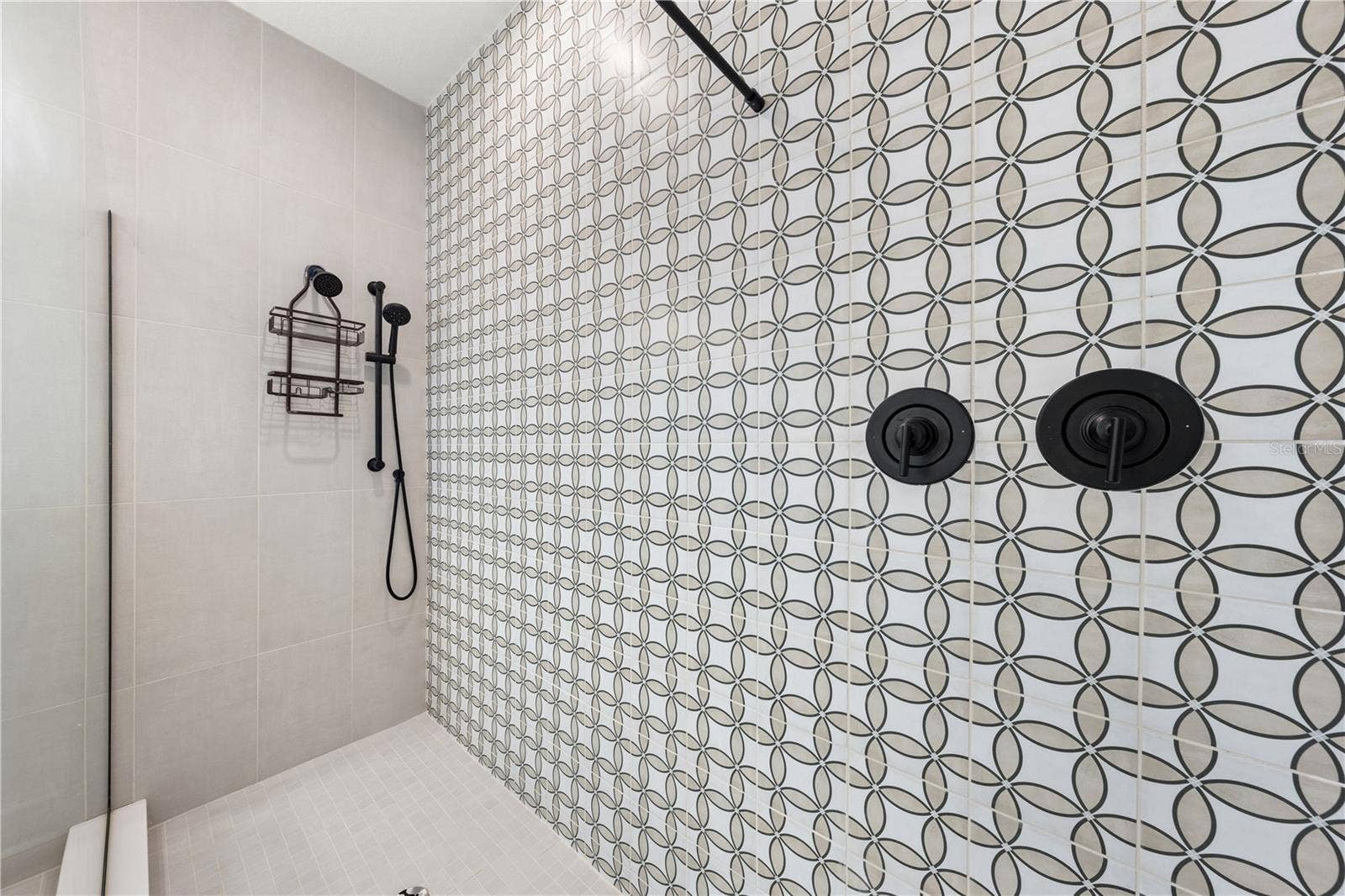 4979 RAIN SHADOW DRIVE, St Cloud, FL 34772 1st Floor Bathroom