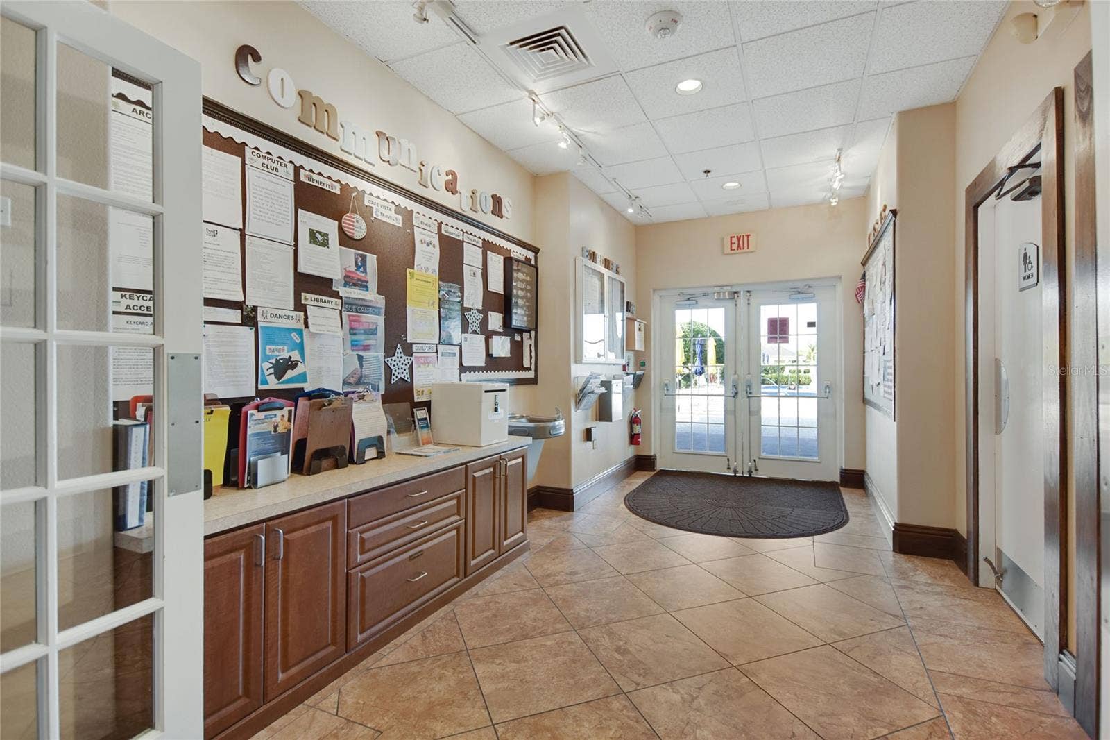 347 ROYAL PALM DR, Davenport, FL 33837 Communications room