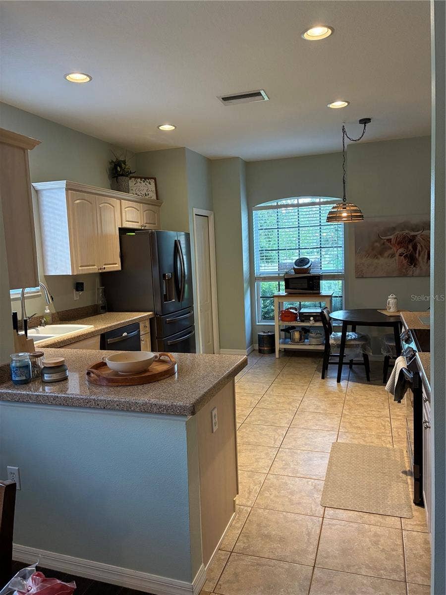 8872 FOUNDERS CIRCLE, Palmetto, FL 34221 8872 FOUNDERS CIRCLE, Palmetto, FL 34221