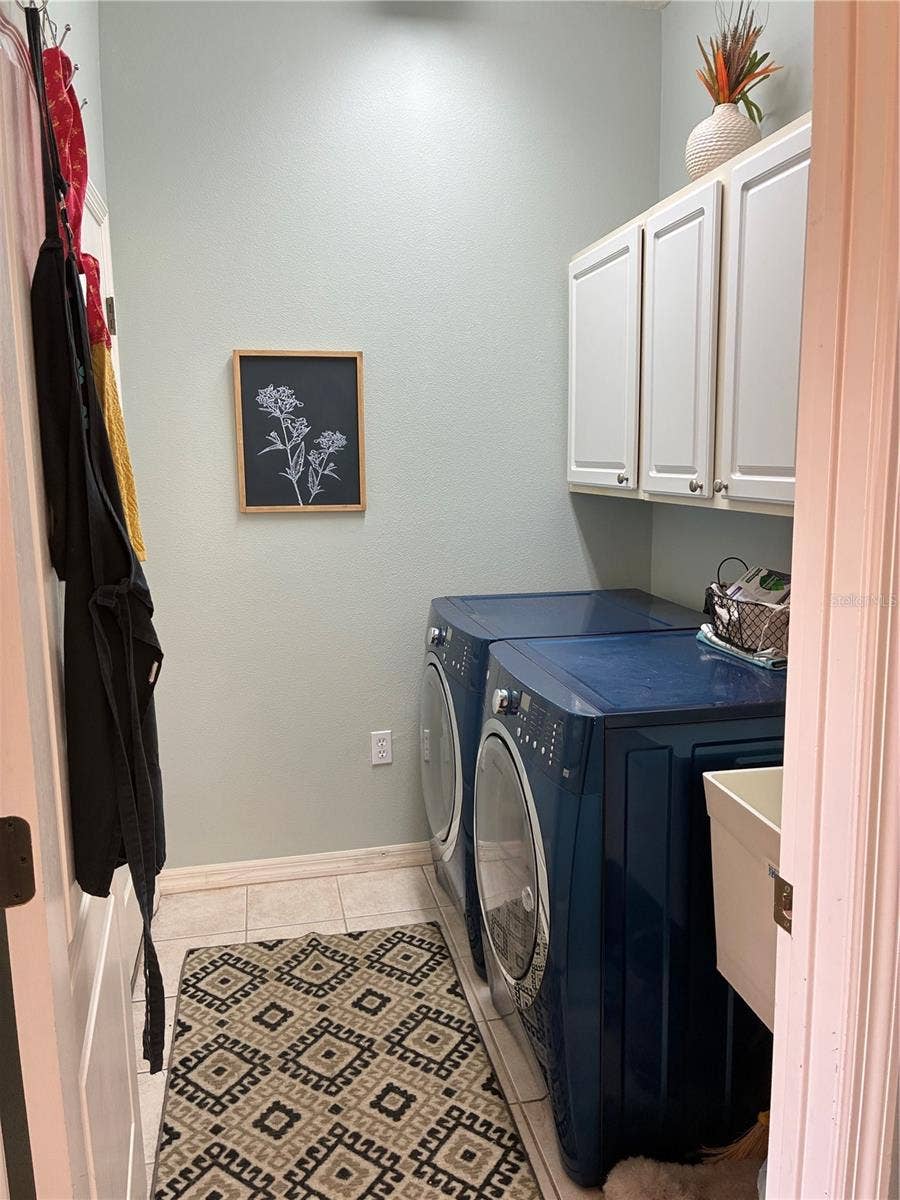 8872 FOUNDERS CIRCLE, Palmetto, FL 34221 8872 FOUNDERS CIRCLE, Palmetto, FL 34221