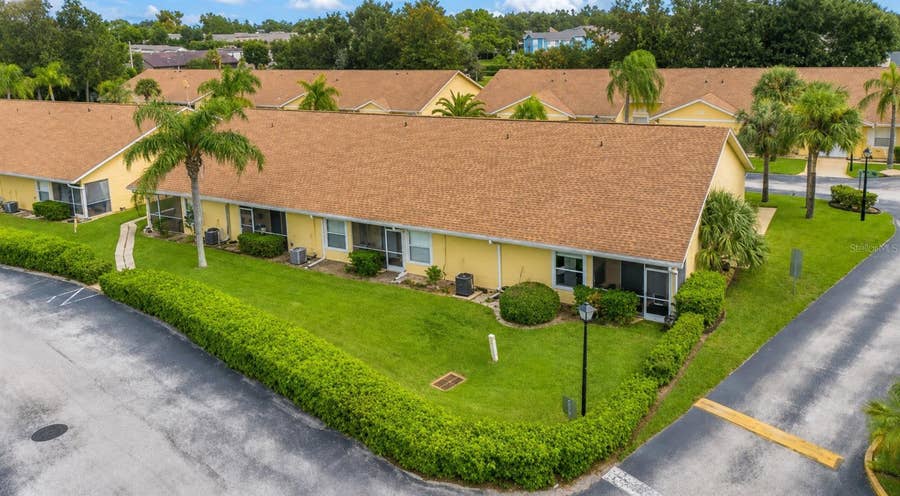 Property photo for 3200 QUEEN PALMS COURT, Kissimmee, FL