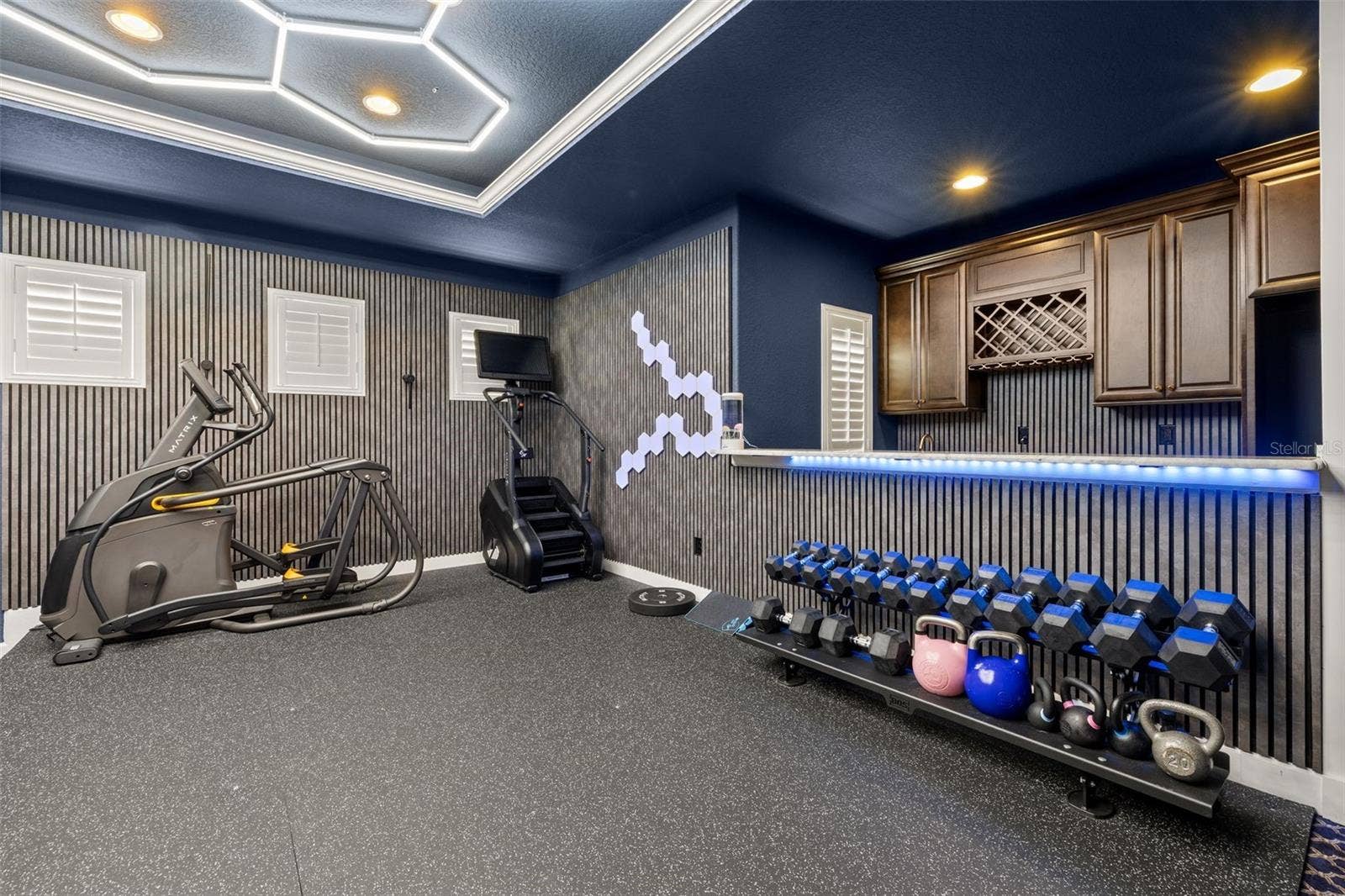 5526 MARLEON DRIVE, Windermere, FL 34786 5526 MARLEON DRIVE, Windermere, FL 34786