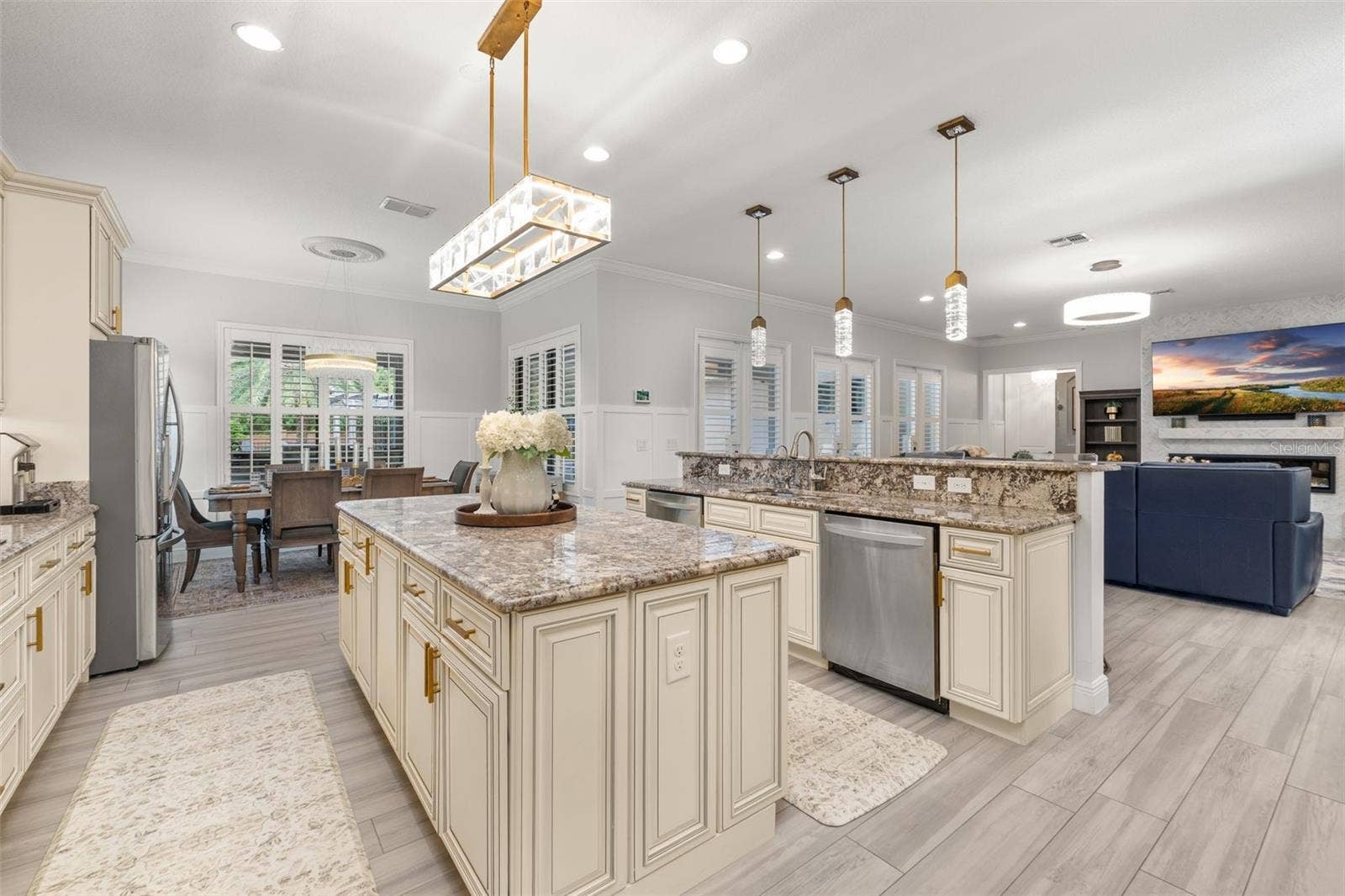 5526 MARLEON DRIVE, Windermere, FL 34786 Granite counters