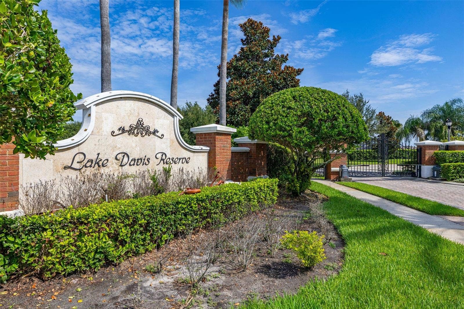 5526 MARLEON DRIVE, Windermere, FL 34786 5526 MARLEON DRIVE, Windermere, FL 34786