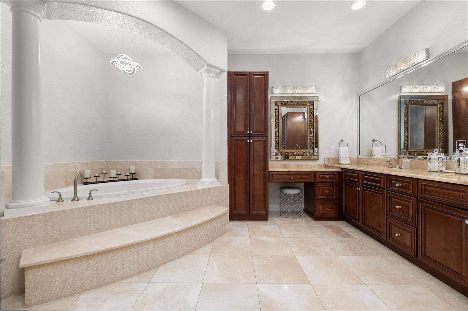 5526 MARLEON DRIVE, Windermere, FL 34786 Primary bathroom with separate shower and tub