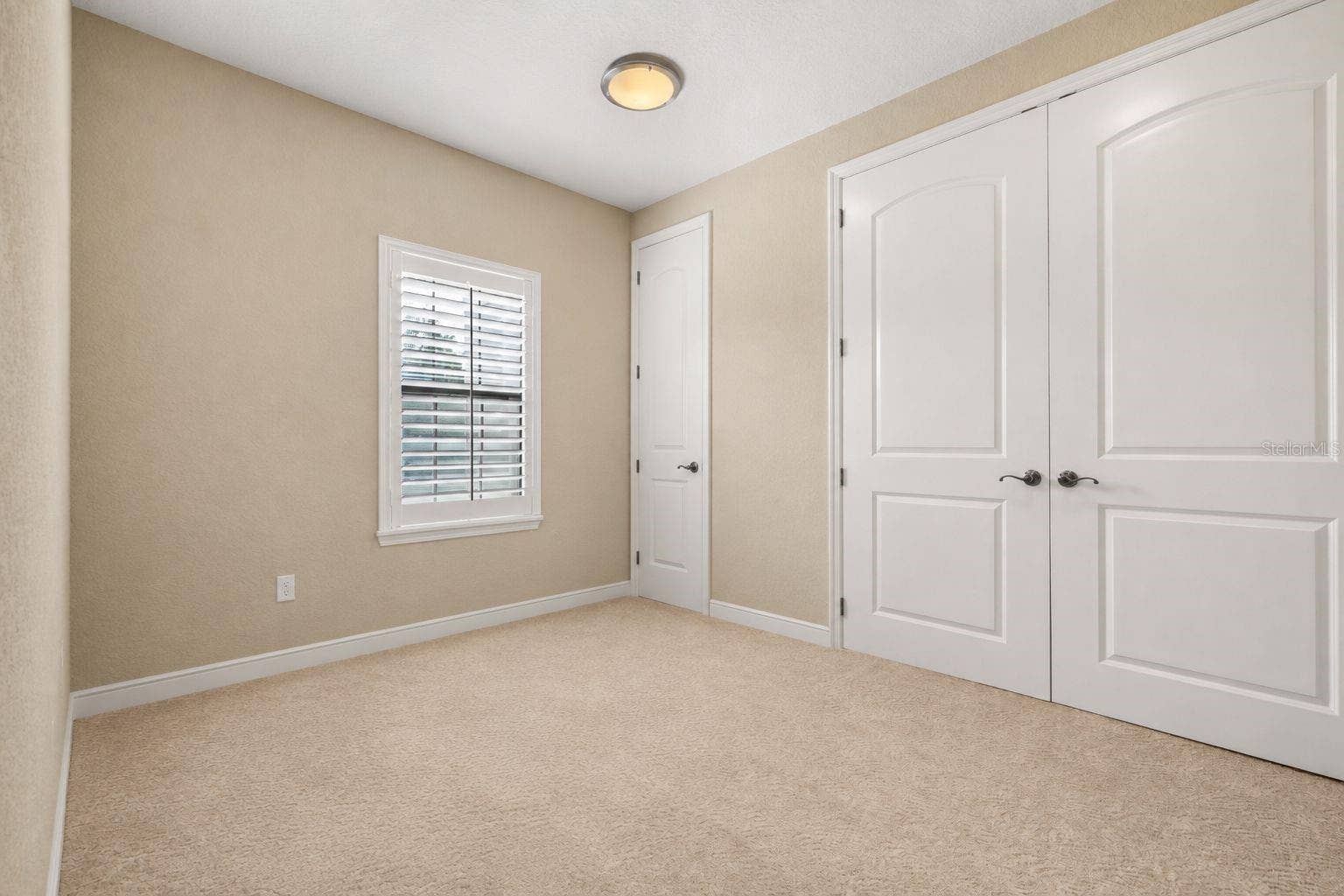 5526 MARLEON DRIVE, Windermere, FL 34786 Great office space