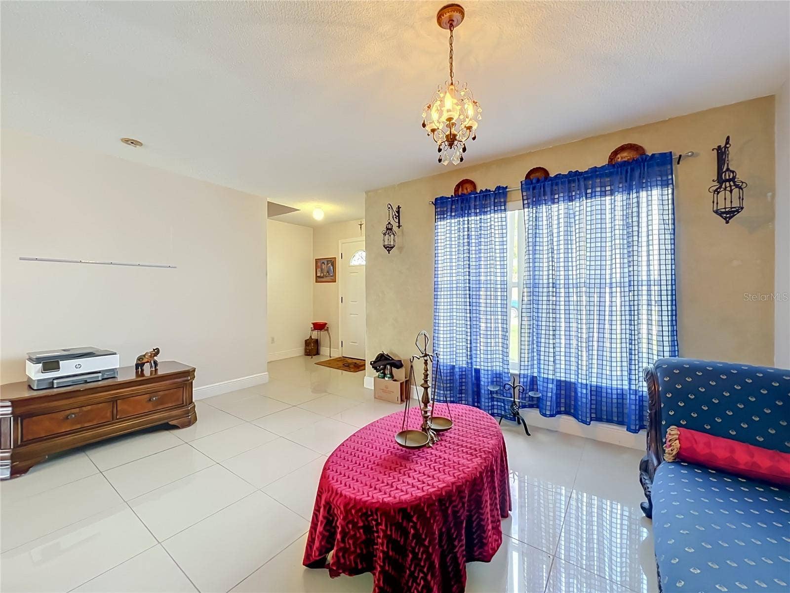 12900 LOS ALAMITOS COURT, Orlando, FL 32837 Living room