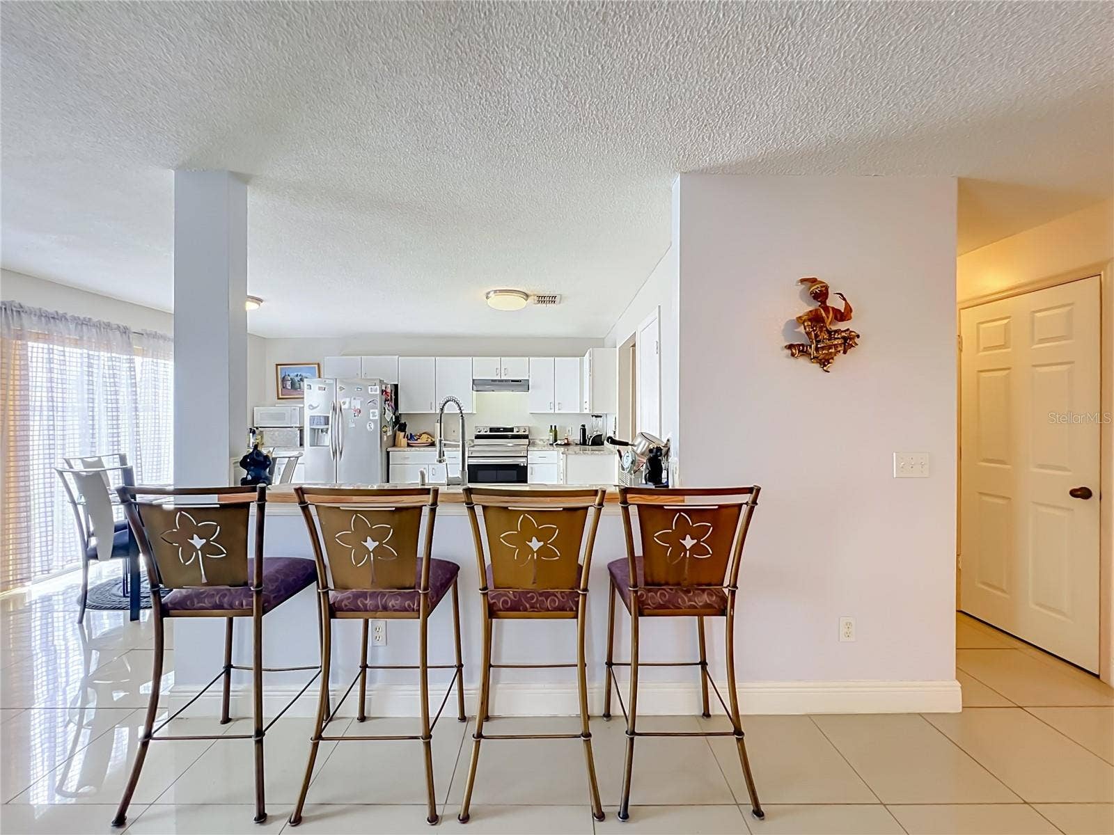 12900 LOS ALAMITOS COURT, Orlando, FL 32837 Breakfast bar